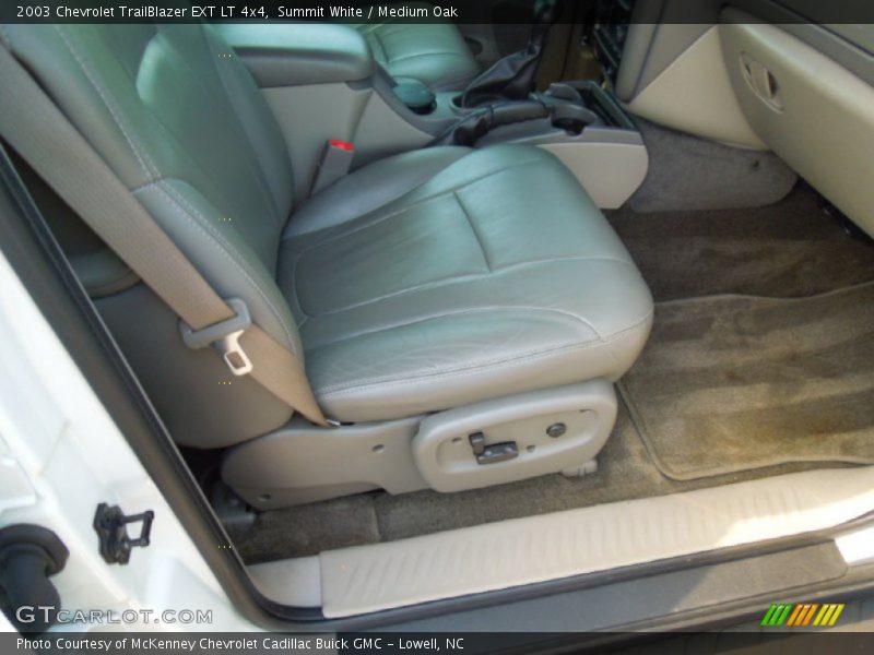 Summit White / Medium Oak 2003 Chevrolet TrailBlazer EXT LT 4x4