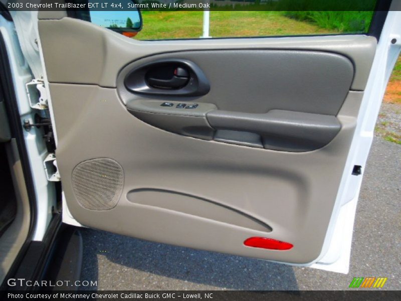Summit White / Medium Oak 2003 Chevrolet TrailBlazer EXT LT 4x4