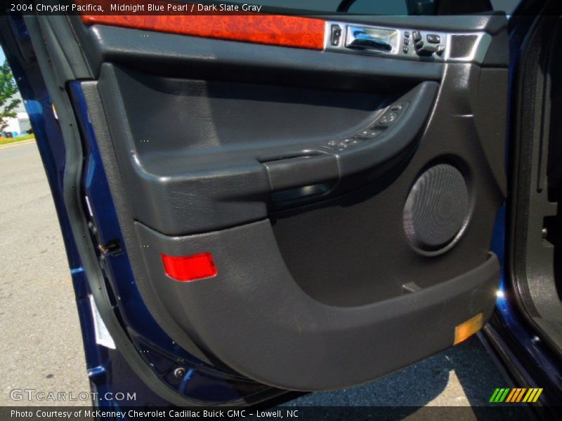 Midnight Blue Pearl / Dark Slate Gray 2004 Chrysler Pacifica