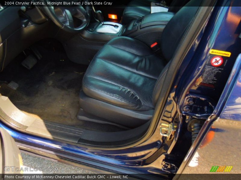 Midnight Blue Pearl / Dark Slate Gray 2004 Chrysler Pacifica