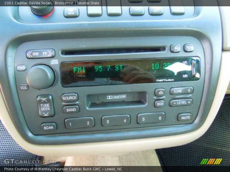 Bronzemist / Neutral Shale 2001 Cadillac DeVille Sedan
