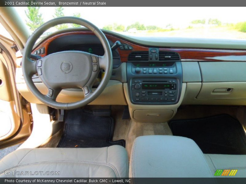 Bronzemist / Neutral Shale 2001 Cadillac DeVille Sedan