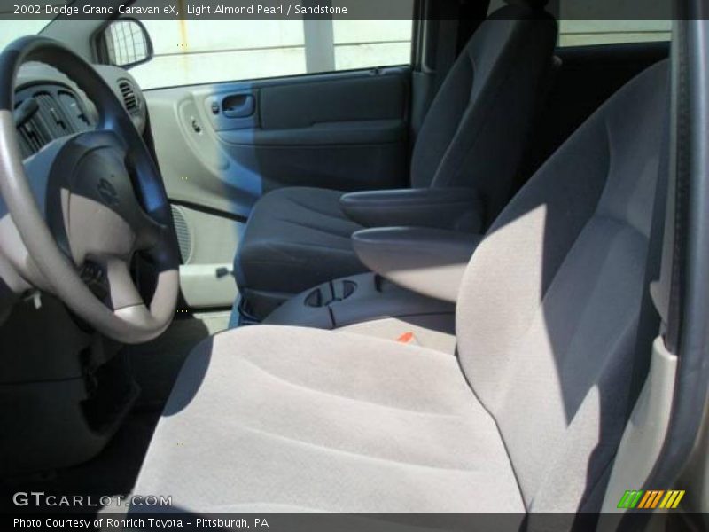 Light Almond Pearl / Sandstone 2002 Dodge Grand Caravan eX