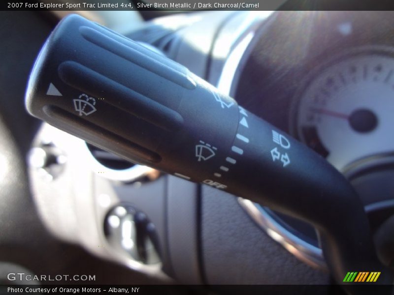 Silver Birch Metallic / Dark Charcoal/Camel 2007 Ford Explorer Sport Trac Limited 4x4