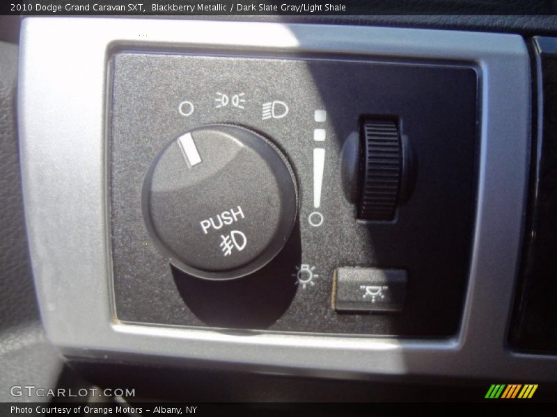Blackberry Metallic / Dark Slate Gray/Light Shale 2010 Dodge Grand Caravan SXT