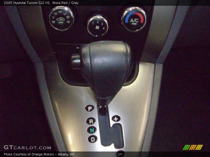 Mesa Red / Gray 2005 Hyundai Tucson GLS V6