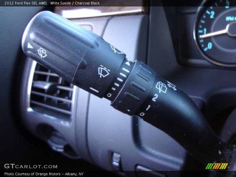 White Suede / Charcoal Black 2012 Ford Flex SEL AWD