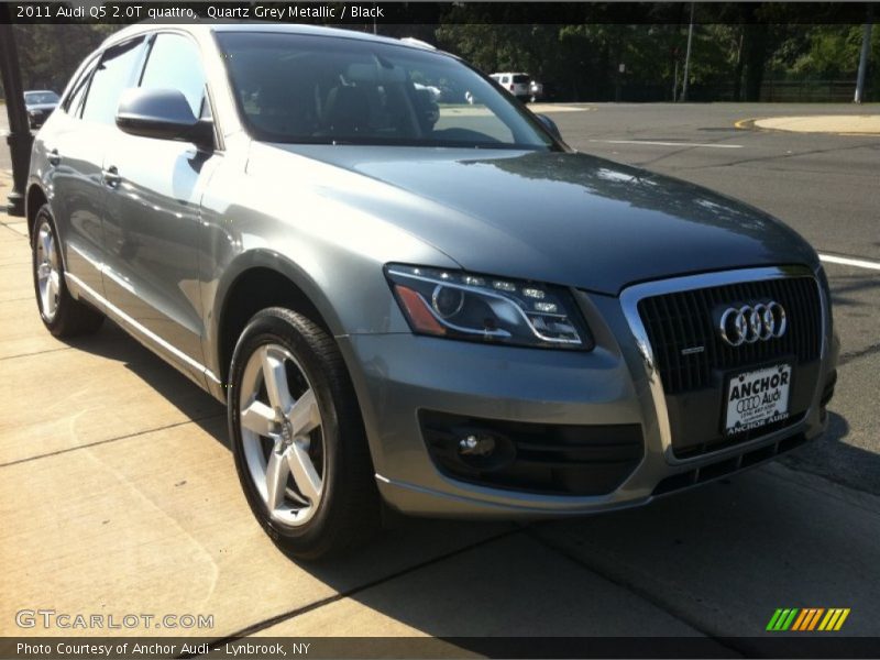 Quartz Grey Metallic / Black 2011 Audi Q5 2.0T quattro