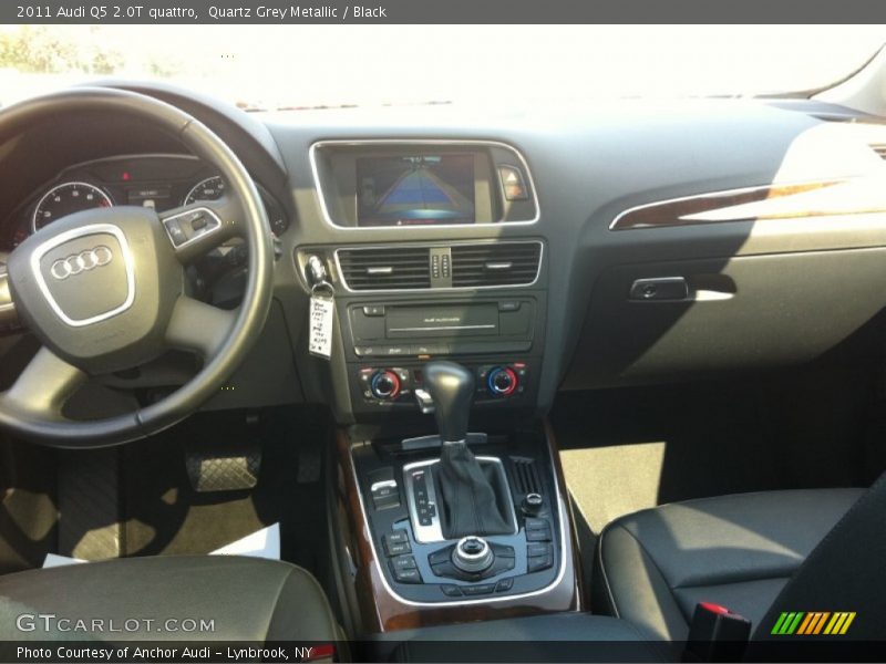 Quartz Grey Metallic / Black 2011 Audi Q5 2.0T quattro
