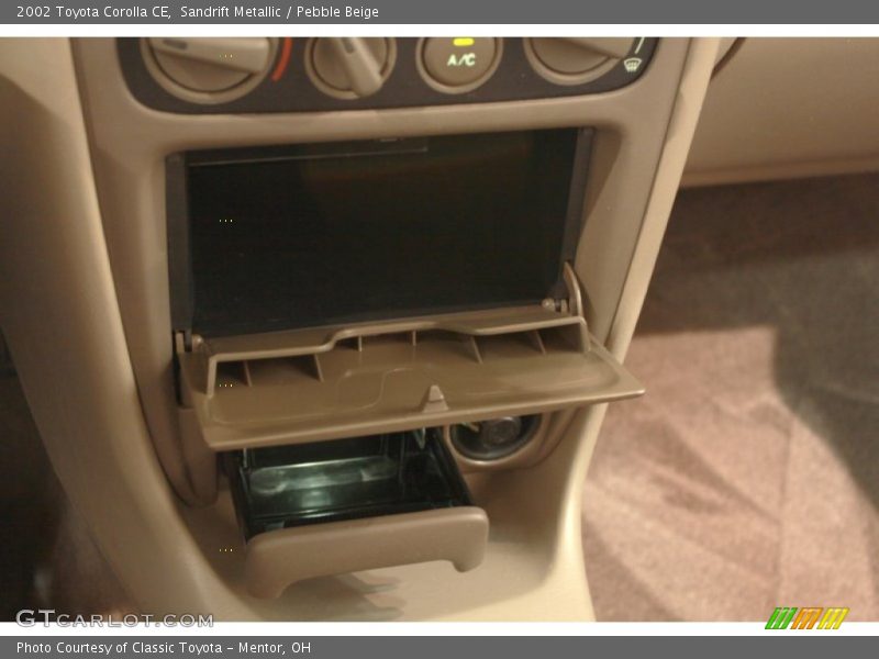 Sandrift Metallic / Pebble Beige 2002 Toyota Corolla CE