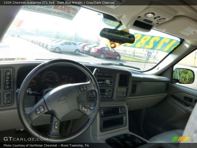 Dark Blue Metallic / Gray/Dark Charcoal 2006 Chevrolet Avalanche Z71 4x4