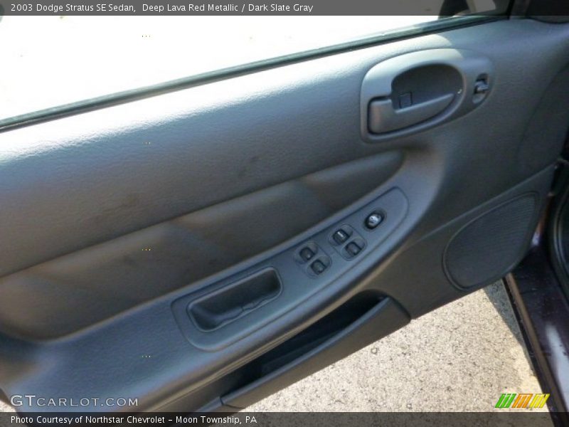 Deep Lava Red Metallic / Dark Slate Gray 2003 Dodge Stratus SE Sedan