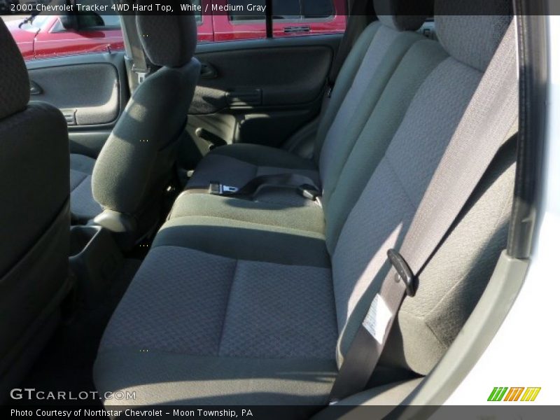 White / Medium Gray 2000 Chevrolet Tracker 4WD Hard Top