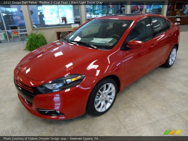 Front 3/4 View of 2013 Dart Rallye