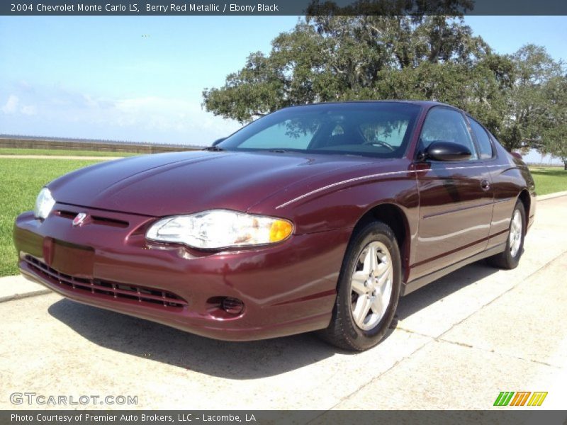 Front 3/4 View of 2004 Monte Carlo LS