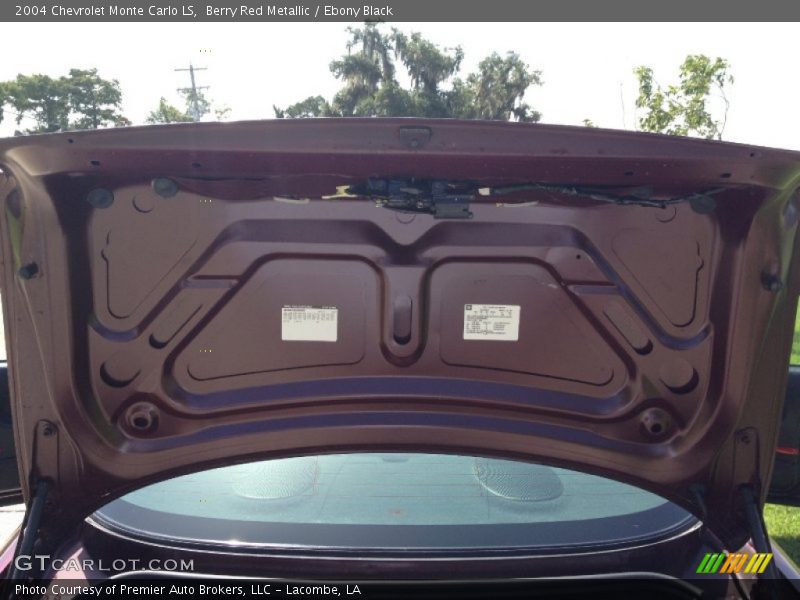Berry Red Metallic / Ebony Black 2004 Chevrolet Monte Carlo LS