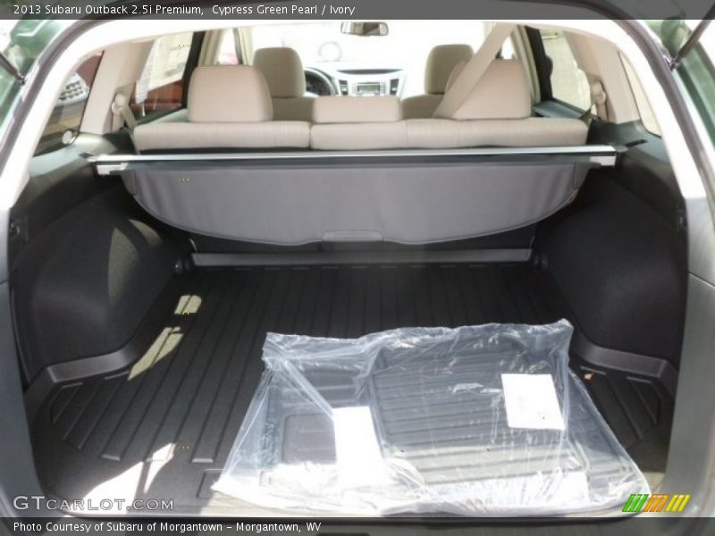  2013 Outback 2.5i Premium Trunk