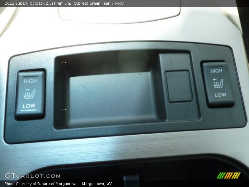 Cypress Green Pearl / Ivory 2013 Subaru Outback 2.5i Premium