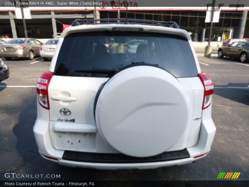 Super White / Sand Beige 2011 Toyota RAV4 I4 4WD