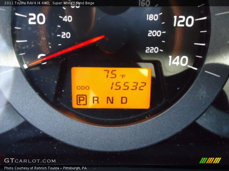 Super White / Sand Beige 2011 Toyota RAV4 I4 4WD