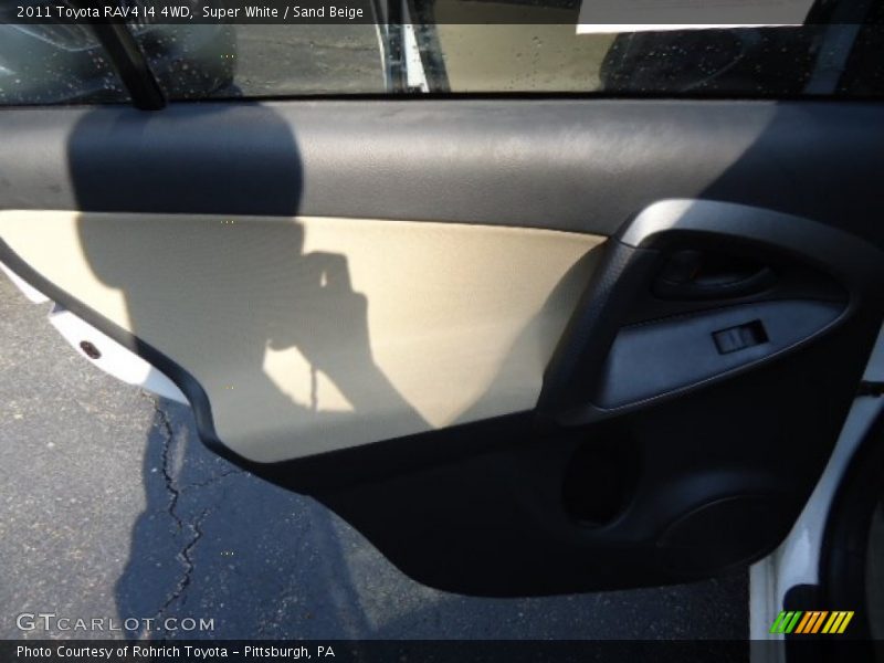 Super White / Sand Beige 2011 Toyota RAV4 I4 4WD