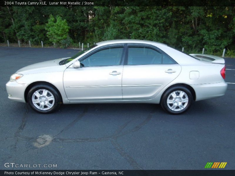 Lunar Mist Metallic / Stone 2004 Toyota Camry XLE