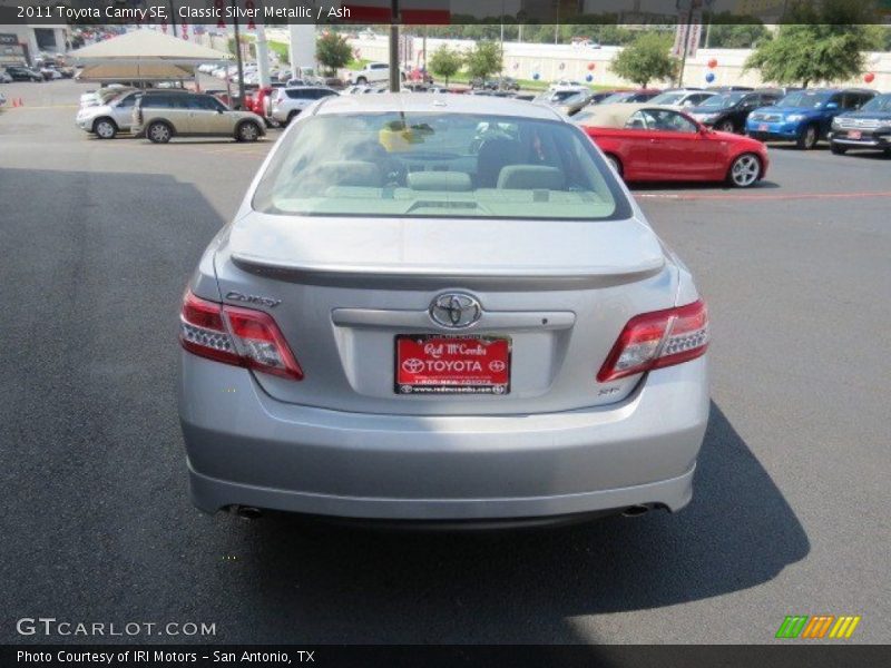 Classic Silver Metallic / Ash 2011 Toyota Camry SE
