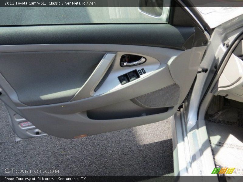 Classic Silver Metallic / Ash 2011 Toyota Camry SE