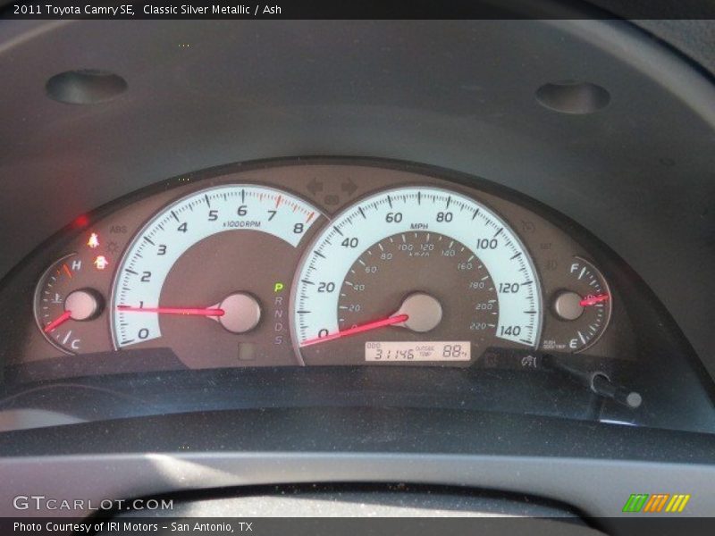 Classic Silver Metallic / Ash 2011 Toyota Camry SE