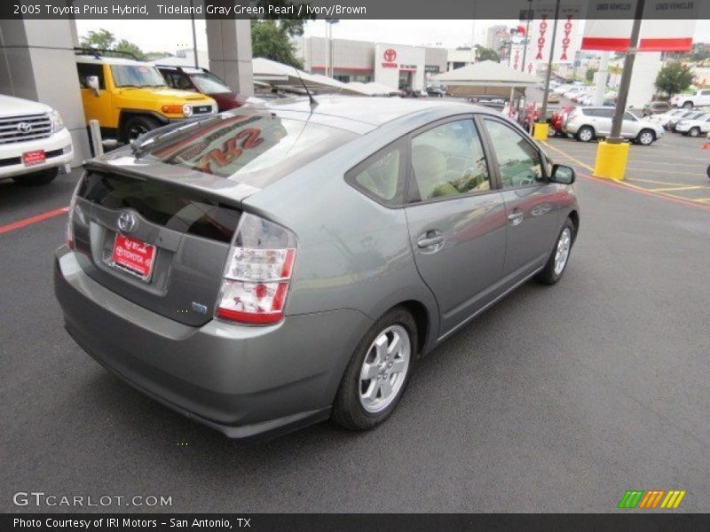 Tideland Gray Green Pearl / Ivory/Brown 2005 Toyota Prius Hybrid