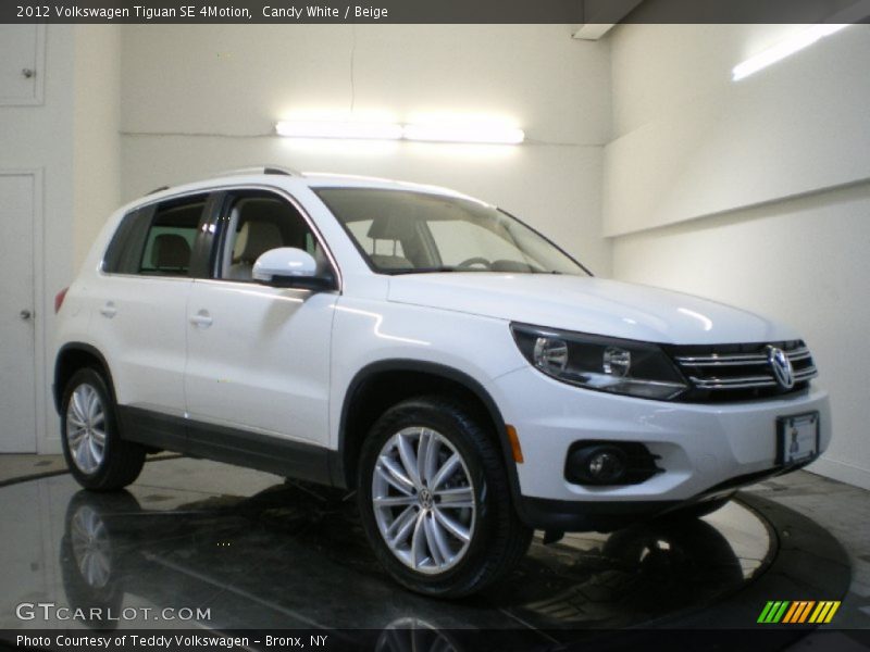 Candy White / Beige 2012 Volkswagen Tiguan SE 4Motion