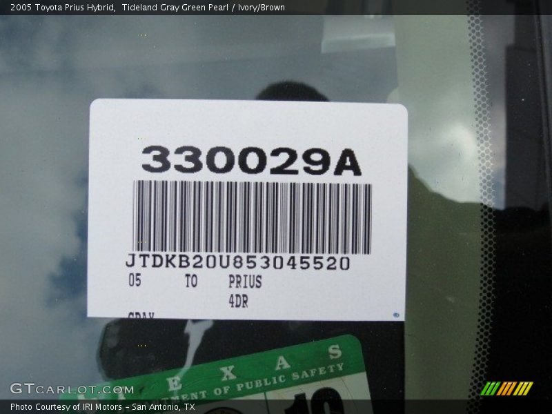 Tideland Gray Green Pearl / Ivory/Brown 2005 Toyota Prius Hybrid