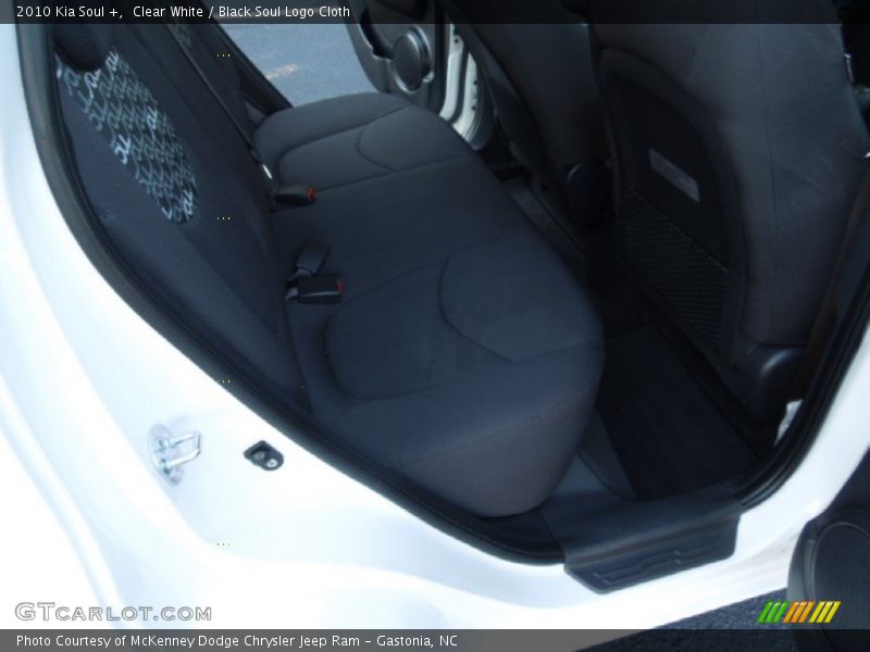 Clear White / Black Soul Logo Cloth 2010 Kia Soul +