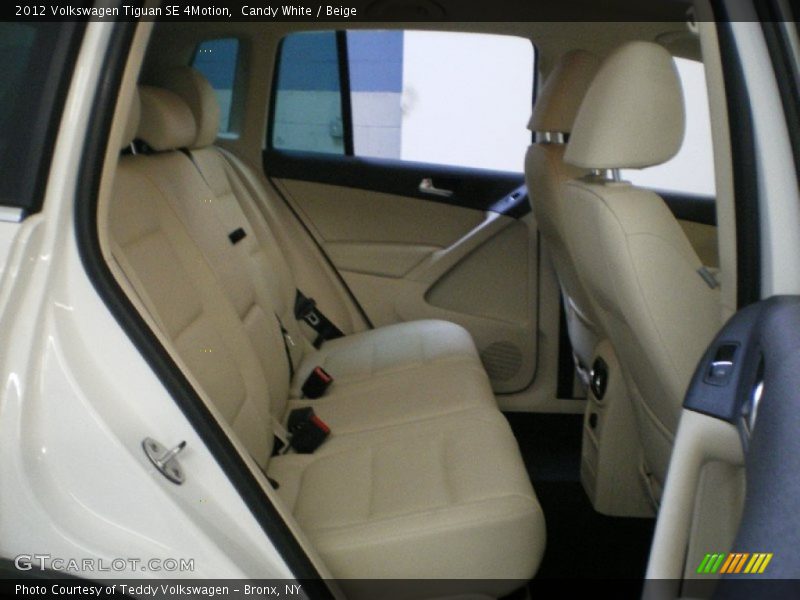 Candy White / Beige 2012 Volkswagen Tiguan SE 4Motion