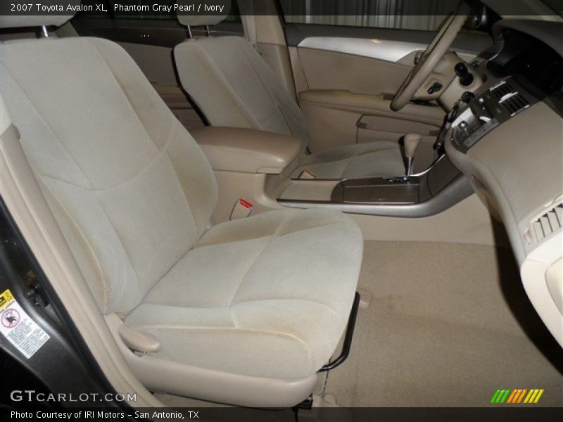 Phantom Gray Pearl / Ivory 2007 Toyota Avalon XL