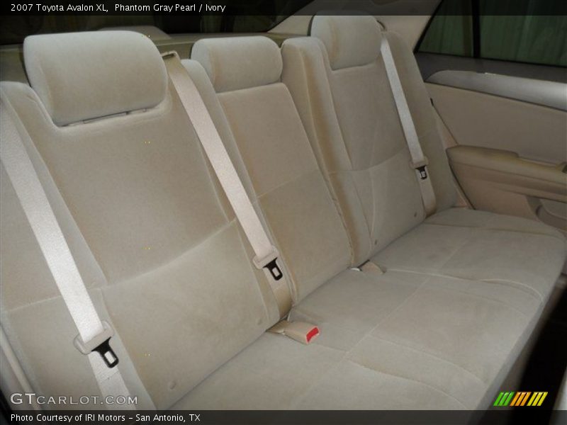 Phantom Gray Pearl / Ivory 2007 Toyota Avalon XL