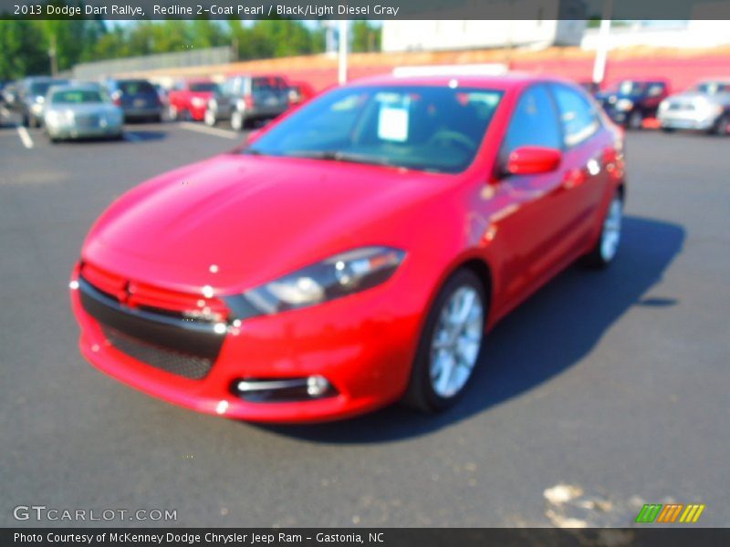 Redline 2-Coat Pearl / Black/Light Diesel Gray 2013 Dodge Dart Rallye