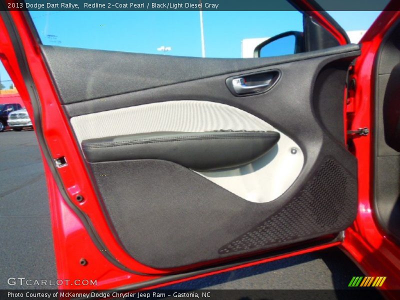 Redline 2-Coat Pearl / Black/Light Diesel Gray 2013 Dodge Dart Rallye