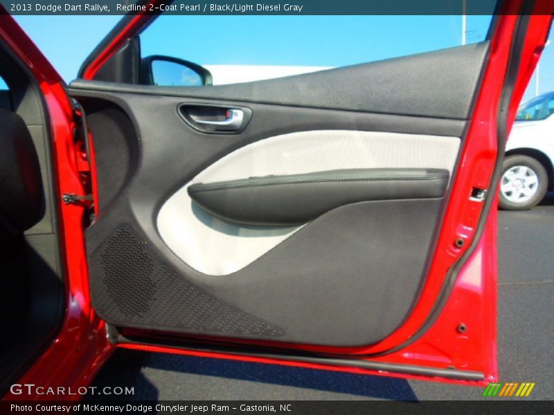Redline 2-Coat Pearl / Black/Light Diesel Gray 2013 Dodge Dart Rallye