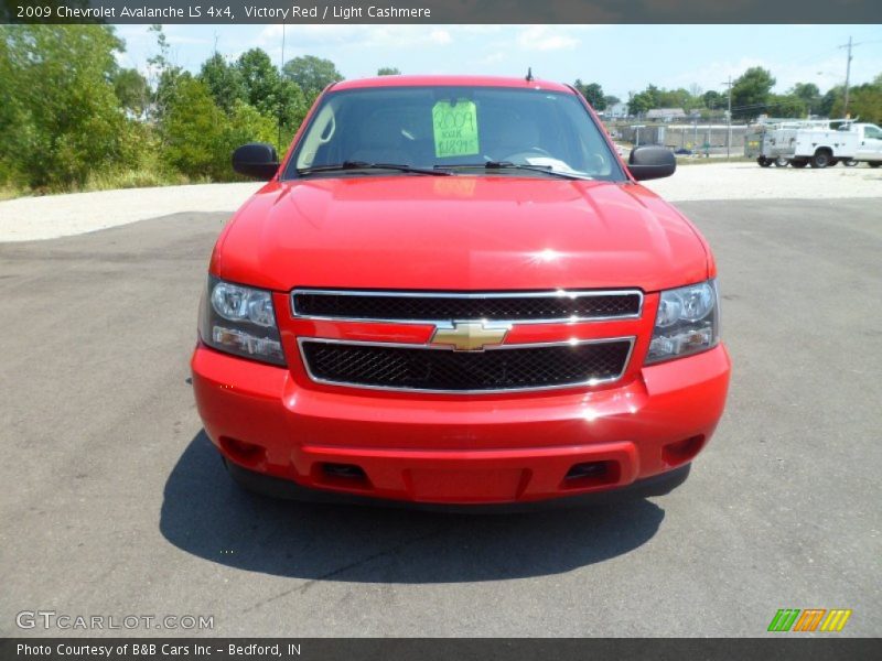 Victory Red / Light Cashmere 2009 Chevrolet Avalanche LS 4x4