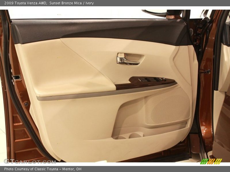 Sunset Bronze Mica / Ivory 2009 Toyota Venza AWD