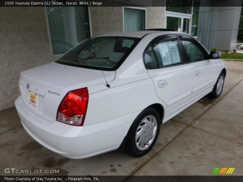 Nordic White / Beige 2005 Hyundai Elantra GLS Sedan