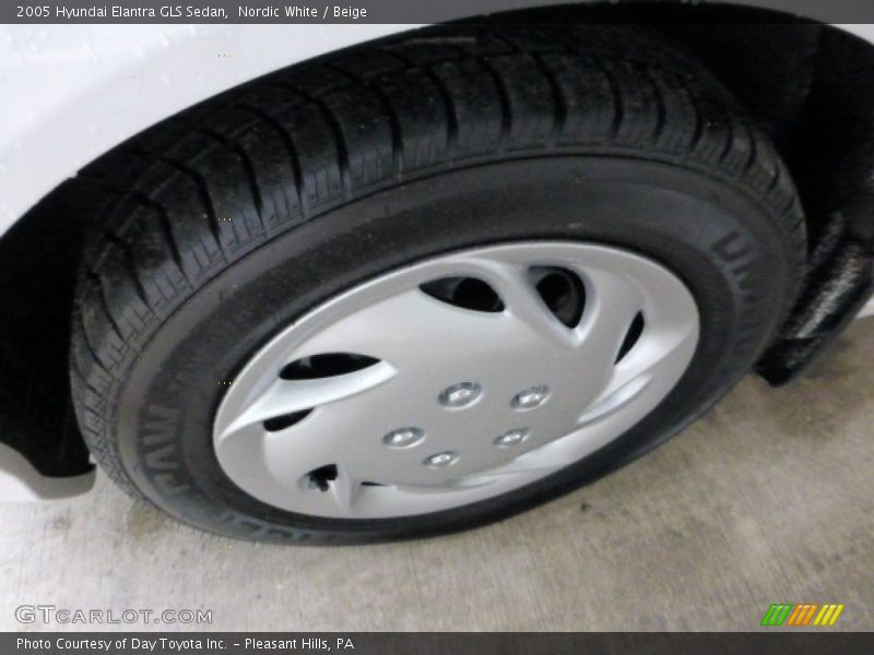 Nordic White / Beige 2005 Hyundai Elantra GLS Sedan