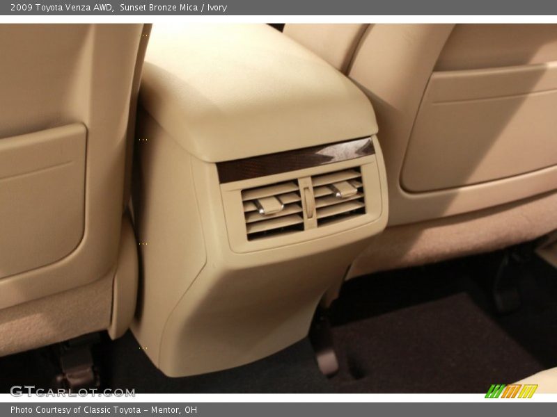 Sunset Bronze Mica / Ivory 2009 Toyota Venza AWD