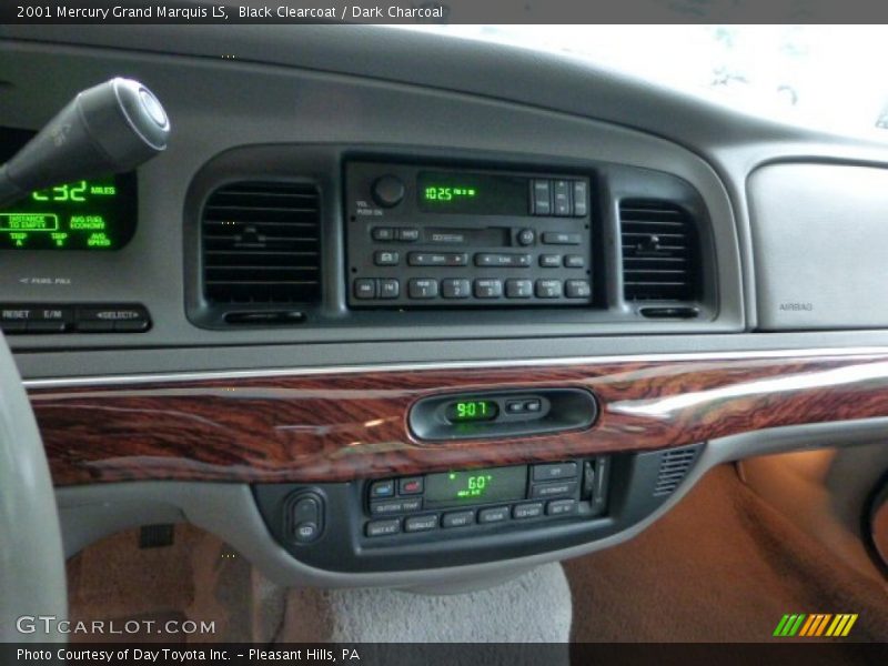 Black Clearcoat / Dark Charcoal 2001 Mercury Grand Marquis LS