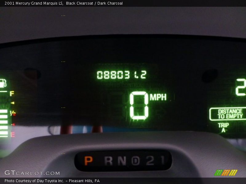 Black Clearcoat / Dark Charcoal 2001 Mercury Grand Marquis LS