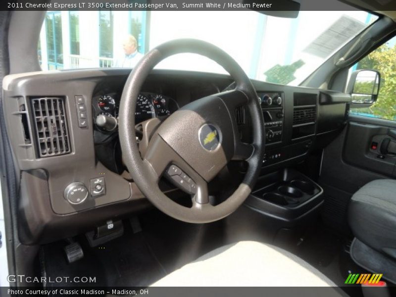 Summit White / Medium Pewter 2011 Chevrolet Express LT 3500 Extended Passenger Van