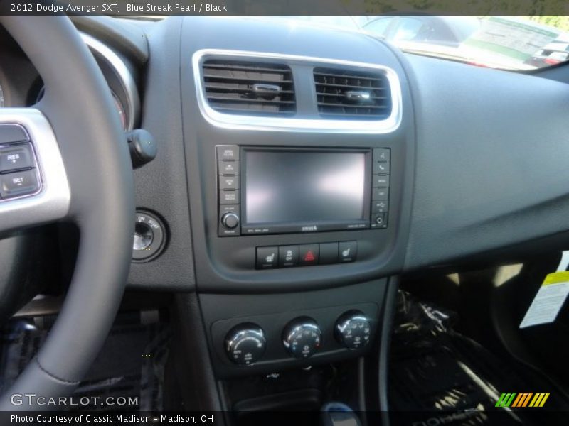 Blue Streak Pearl / Black 2012 Dodge Avenger SXT