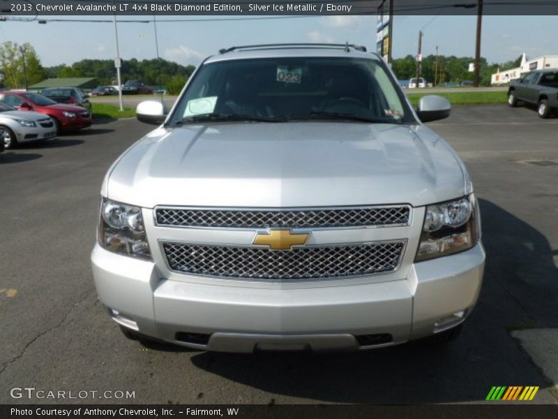Silver Ice Metallic / Ebony 2013 Chevrolet Avalanche LT 4x4 Black Diamond Edition