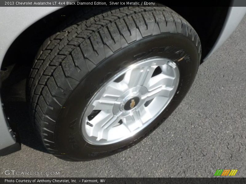 Silver Ice Metallic / Ebony 2013 Chevrolet Avalanche LT 4x4 Black Diamond Edition